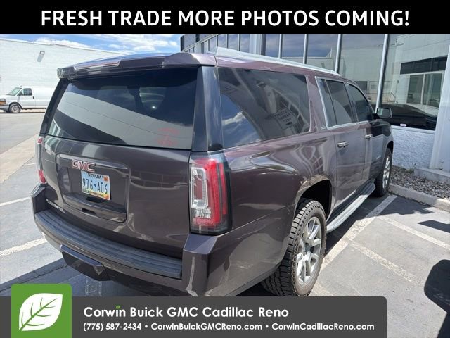 Used 2016 GMC Yukon XL SLT w/ Open Road Package AWD/4WD image 5