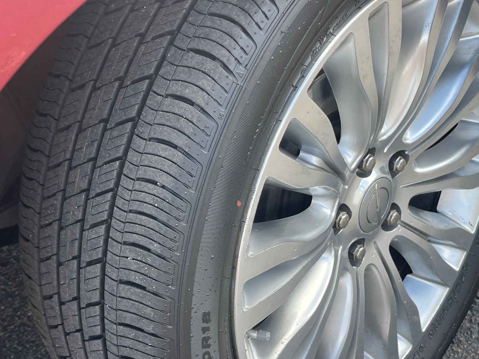 Used 2012 Chrysler 200 Limited FWD image 9