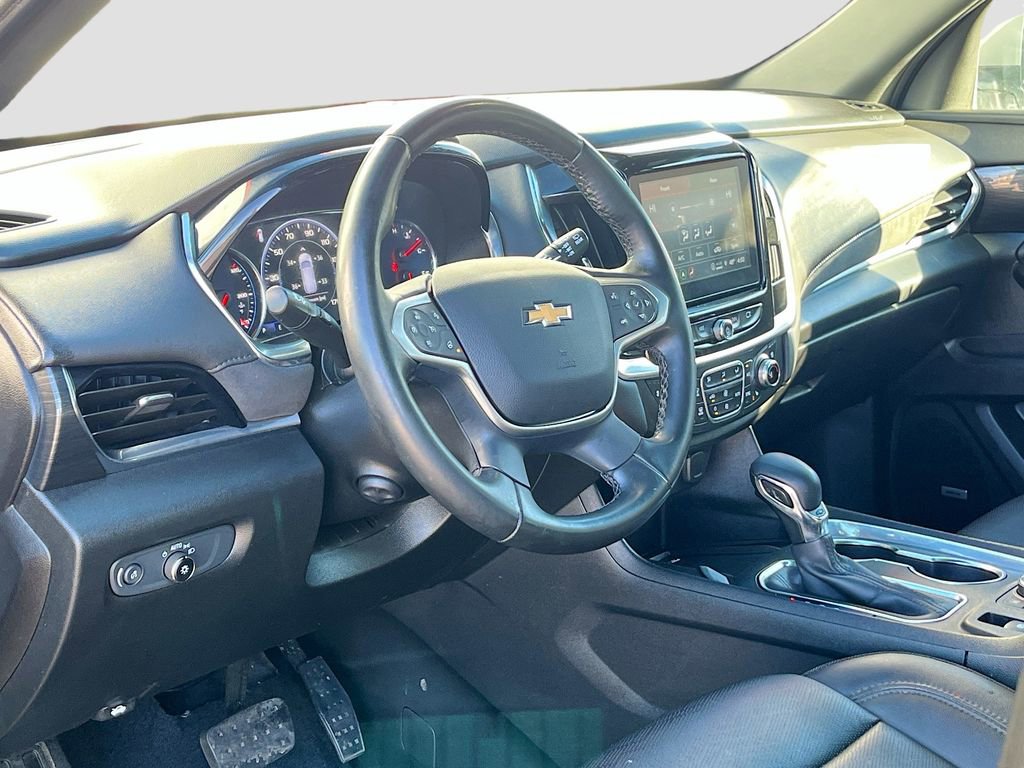 Used 2023 Chevrolet Traverse High Country AWD/4WD image 9