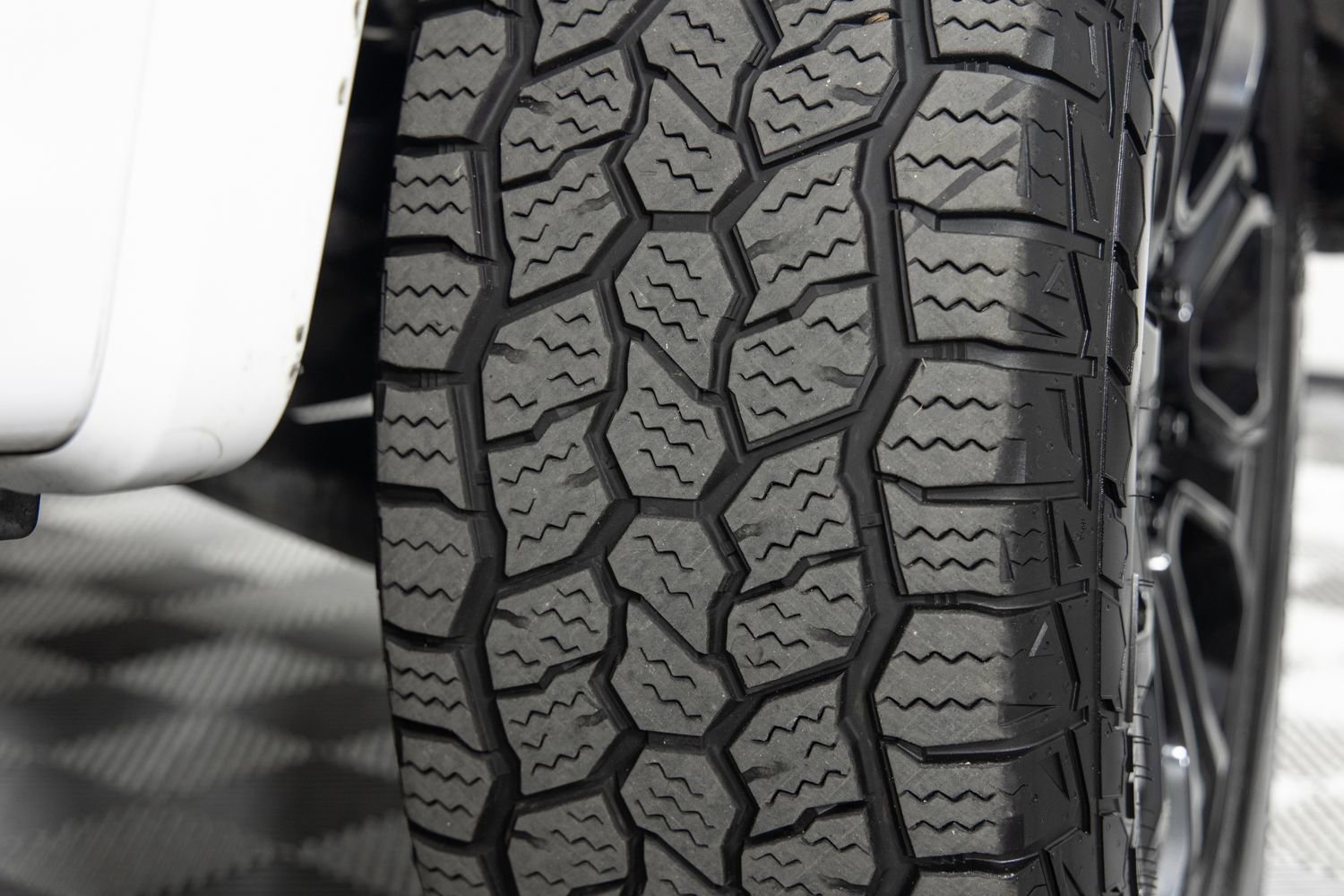 Used 2015 Ford F150 XLT w/ Equipment Group 302A Luxury image 38