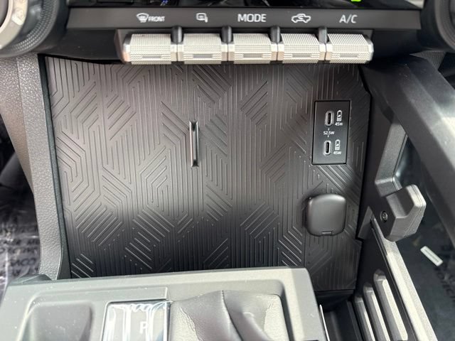 Used 2026 Toyota Tacoma SR5 AWD/4WD image 21