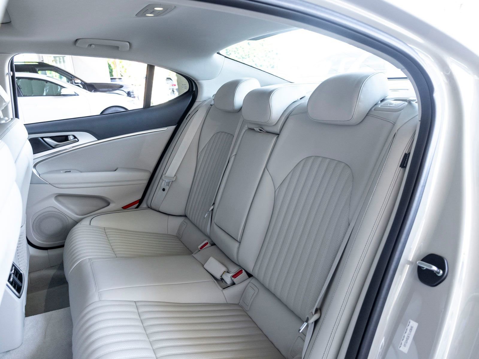 Used 2026 Genesis G70 2.5T Prestige image 20