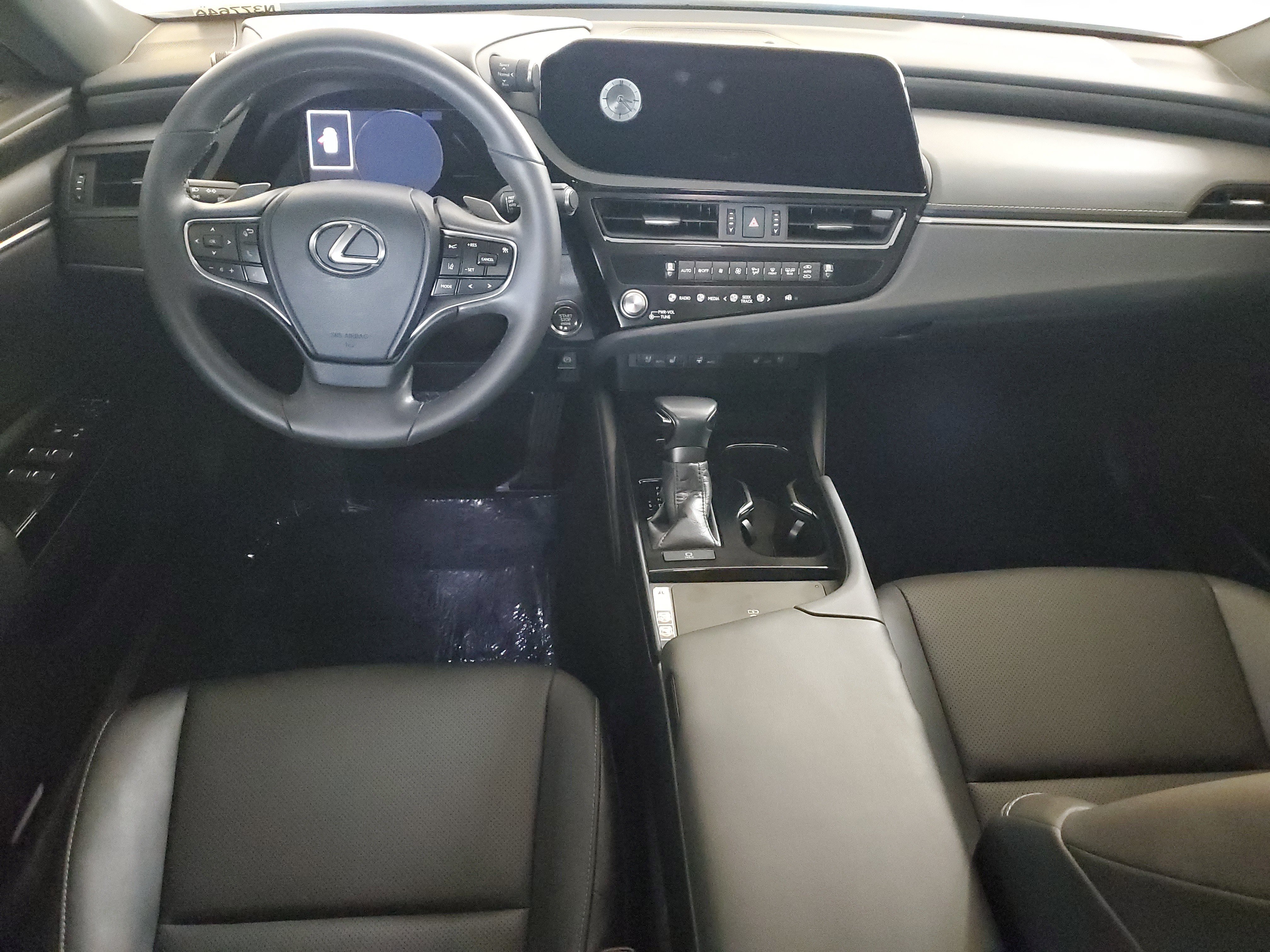 Used 2024 Lexus ES 350 w/ Premium Package FWD image 11