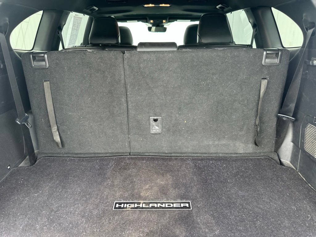 Used 2021 Toyota Highlander XSE AWD/4WD image 23