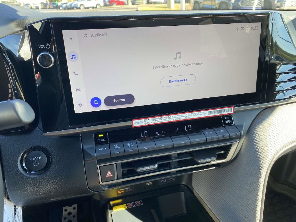 New 2026 Toyota Camry Hybrid FWD image 19