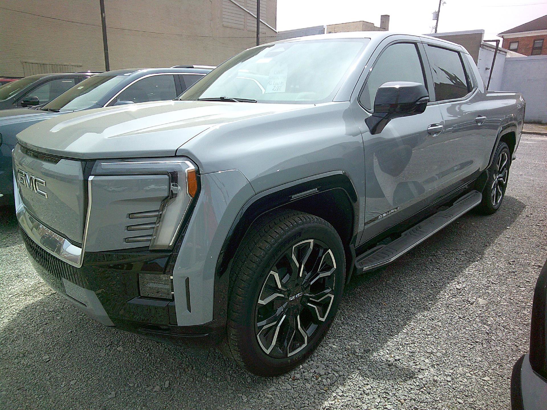 New 2025 GMC Sierra EV Denali image 3