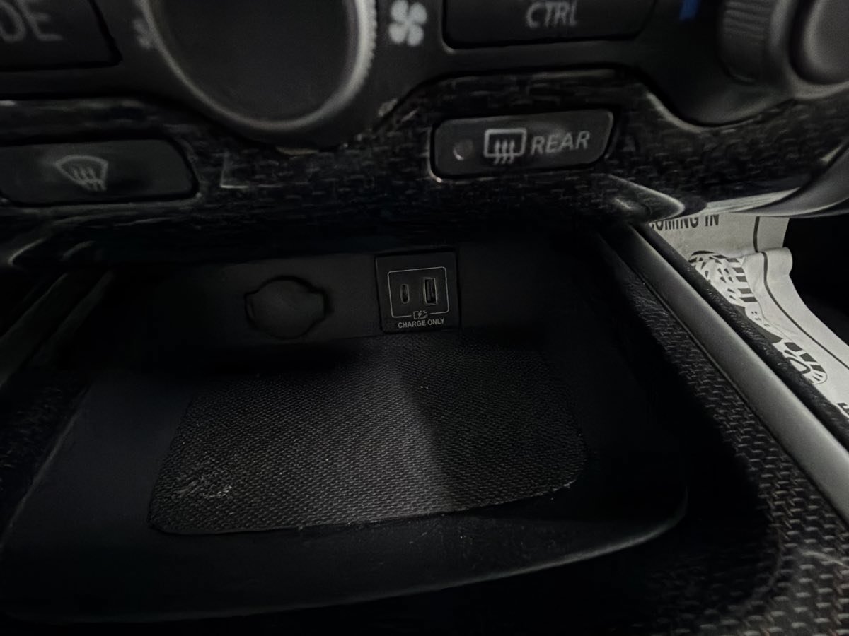 Used 2019 Nissan Pathfinder SV w/ Rock Creek Edition FWD image 22