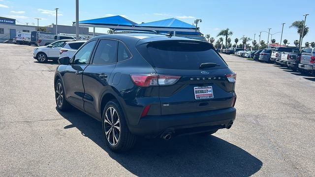 Certified 2022 Ford Escape SE w/ SE Sport Appearance Package FWD image 5