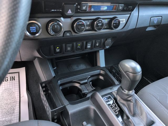 Used 2018 Toyota Tacoma TRD Sport w/ Technology Package AWD/4WD image 17