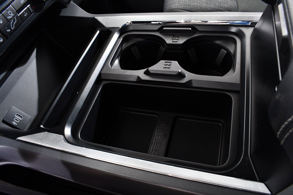 New 2025 Ford F550 4x4 Crew Cab Super Duty w/ XLT Value Package image 32