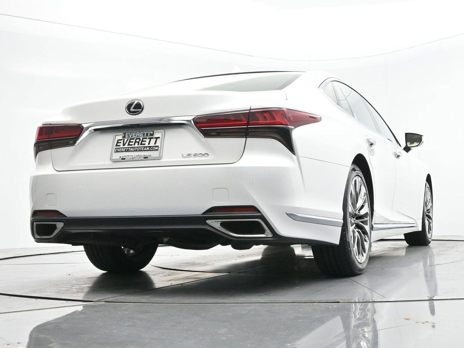 Used 2022 Lexus LS 500 w/ Accessory Package (Z1) image 46