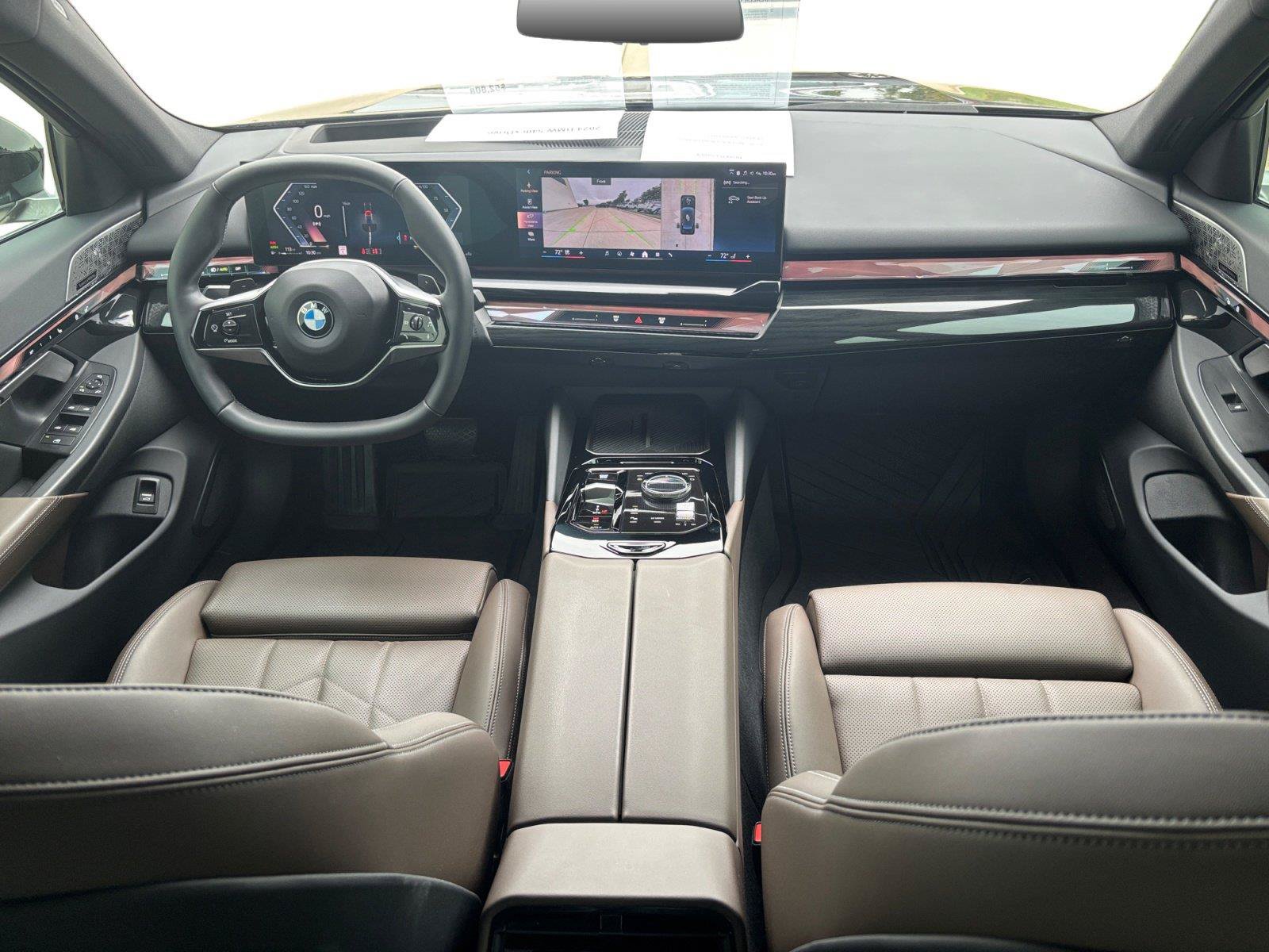 Used 2024 BMW 540i xDrive w/ Premium Package AWD/4WD image 15