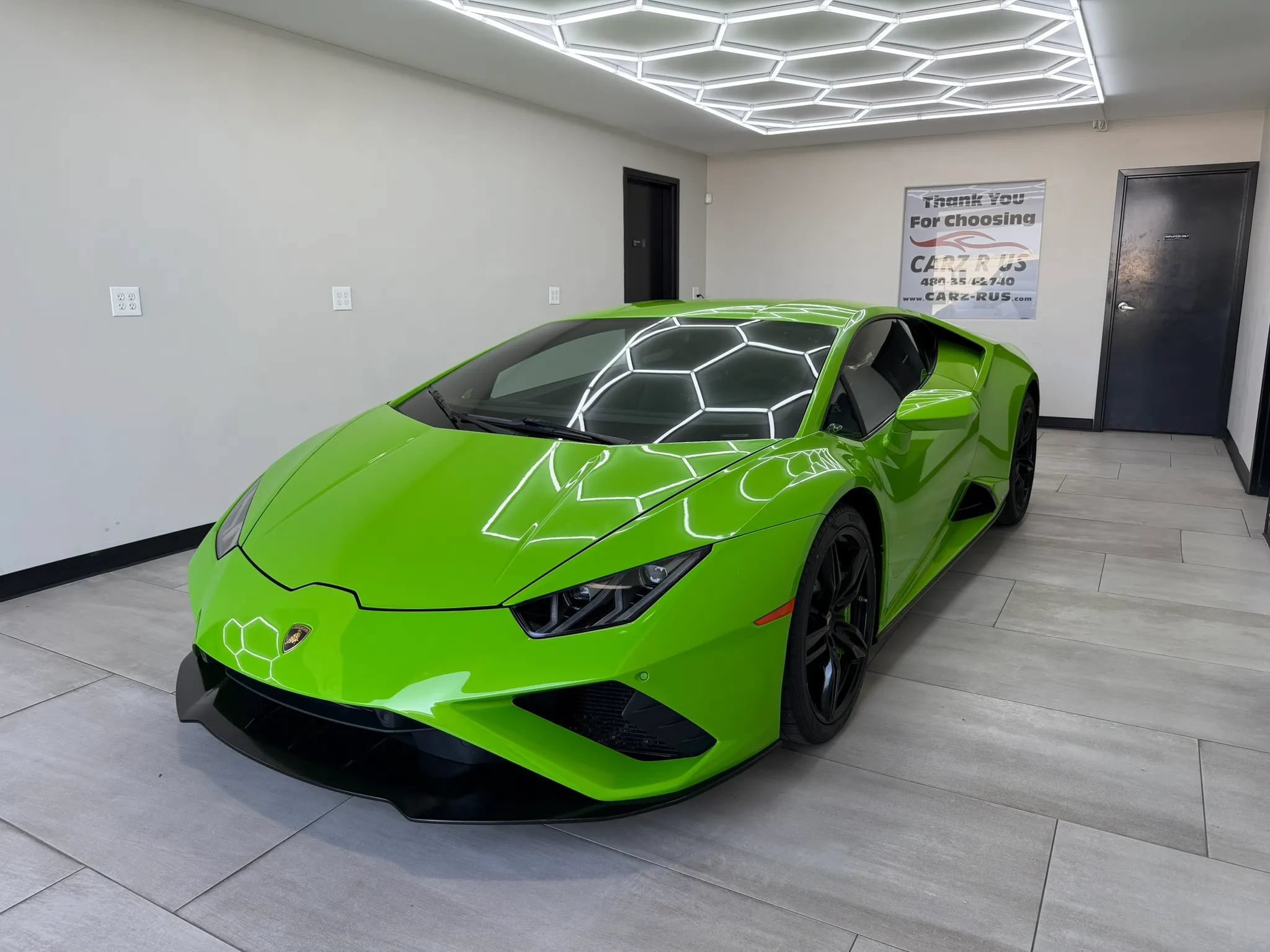 Used 2022 Lamborghini Huracan EVO RWD image 1