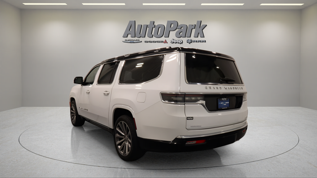 Certified 2023 Jeep Grand Wagoneer L Series II AWD/4WD image 4