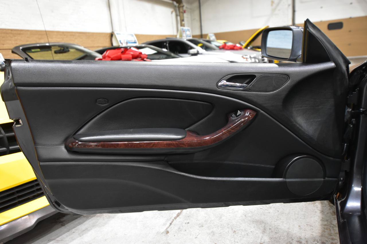 Used 2006 BMW 325Ci Convertible RWD image 17