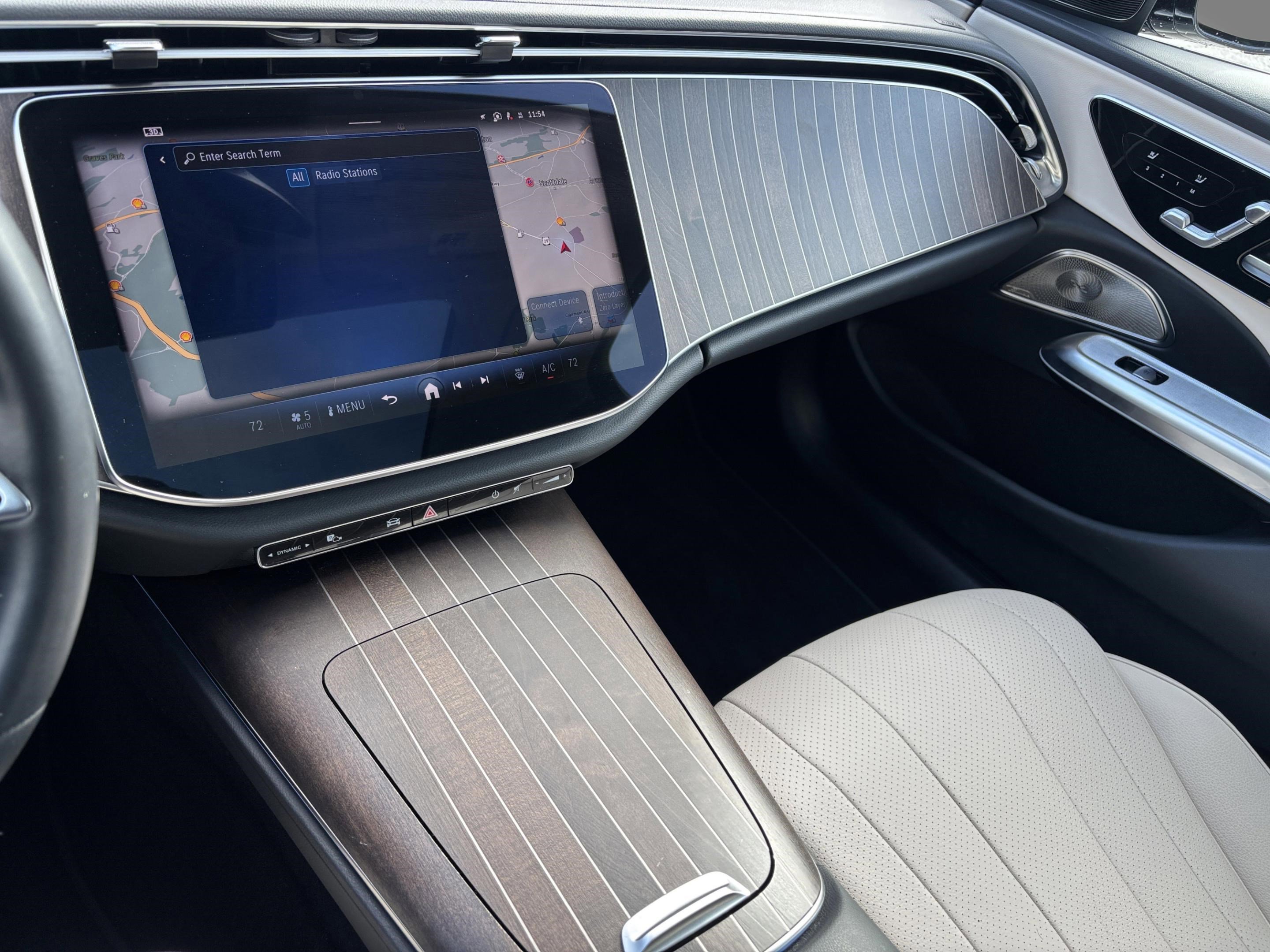 Used 2024 Mercedes-Benz E 450 4MATIC Sedan image 12