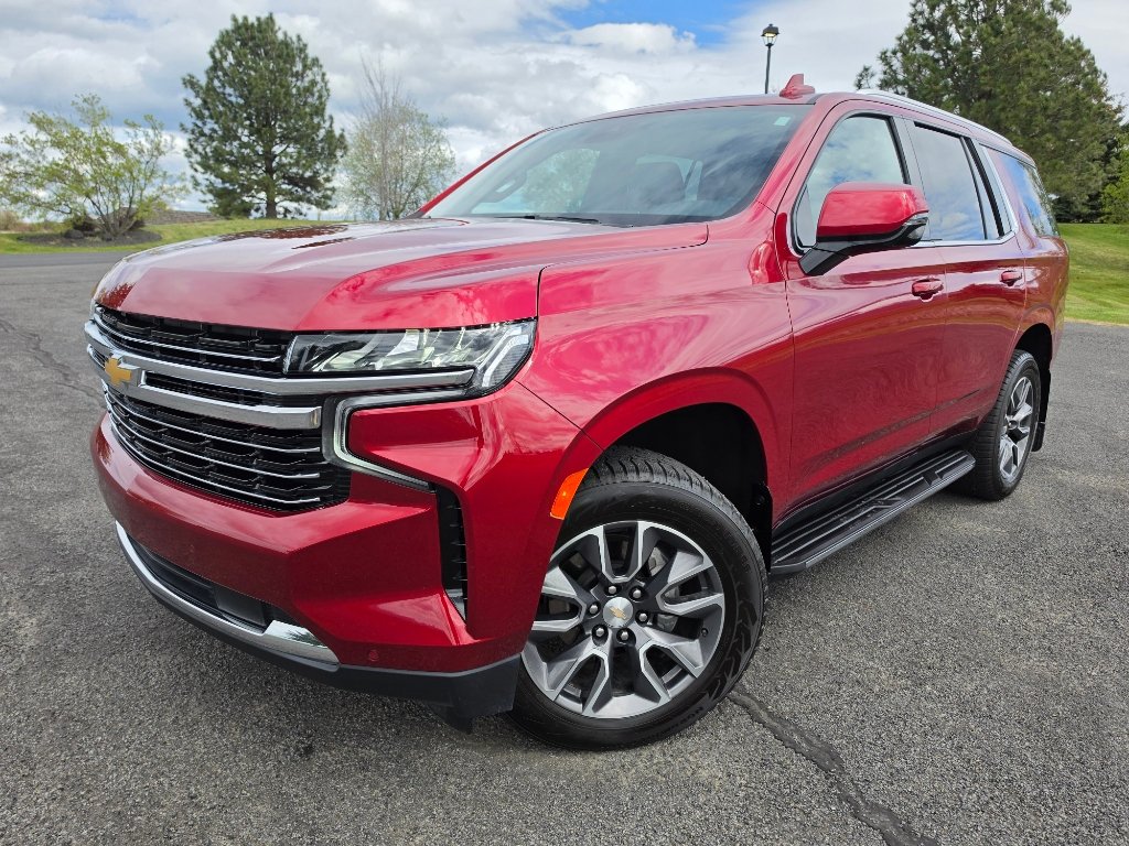 Used 2023 Chevrolet Tahoe LT w/ Luxury Package image 1