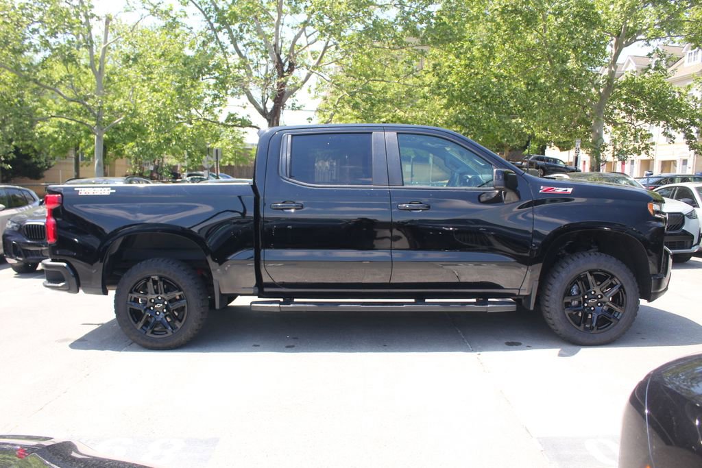 Used 2022 Chevrolet Silverado 1500 LT Trail Boss AWD/4WD image 9