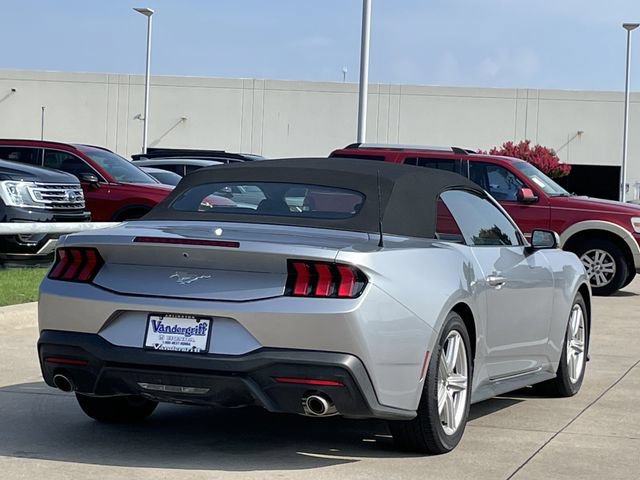 Used 2026 Ford Mustang Premium RWD image 5