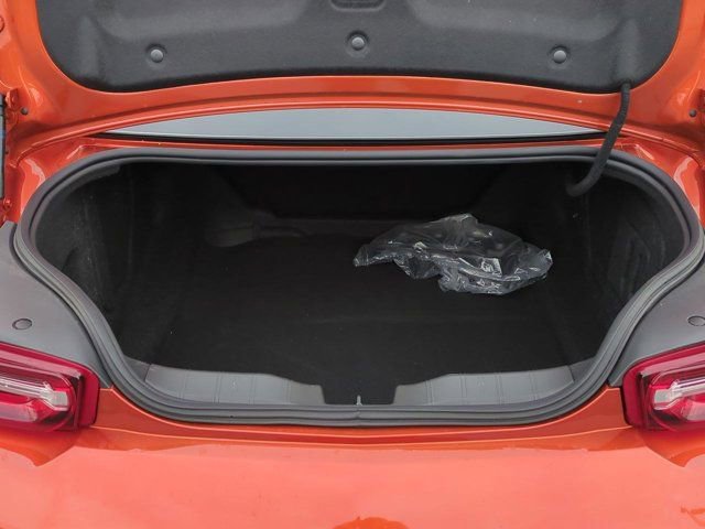 Used 2023 Chevrolet Camaro LT w/ Technology Package image 15