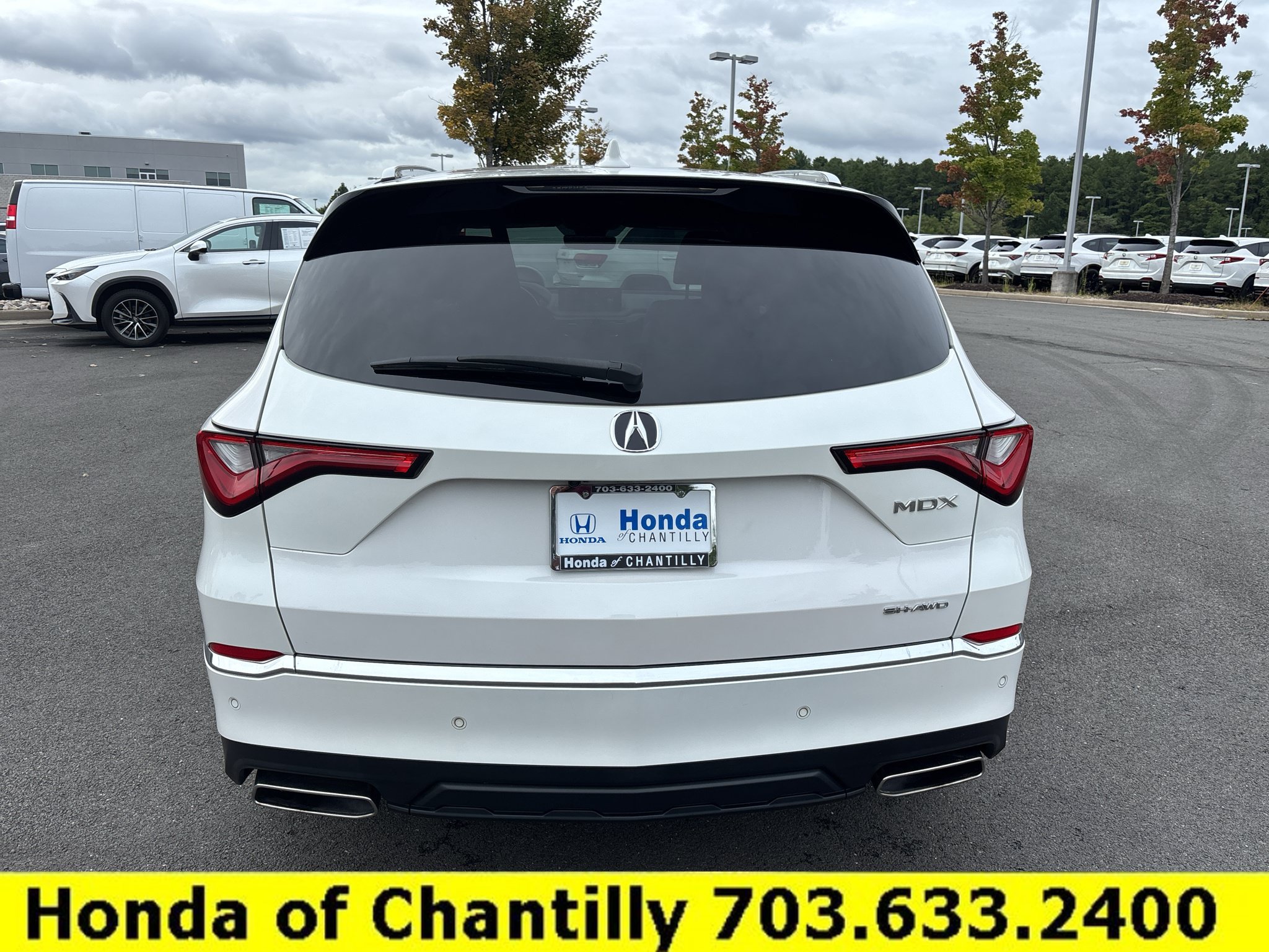 Used 2023 Acura MDX w/ Advance Package AWD/4WD image 6