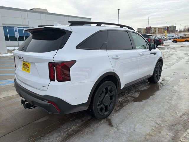 Used 2025 Kia Sorento SX Prestige image 3