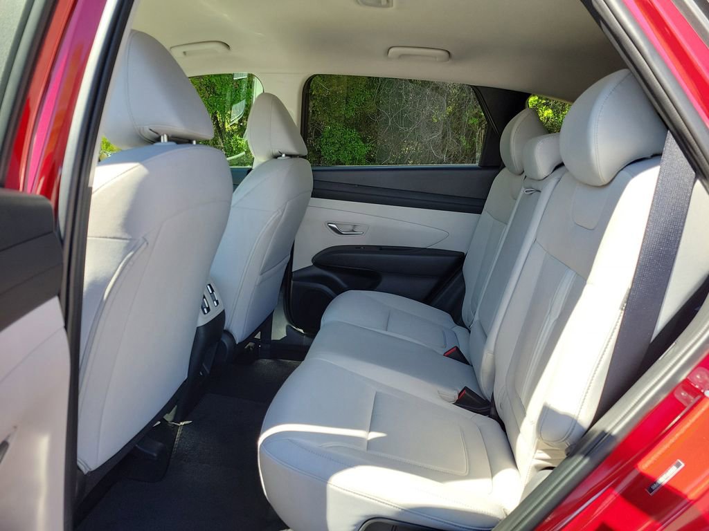 Used 2026 Hyundai Tucson SEL image 11