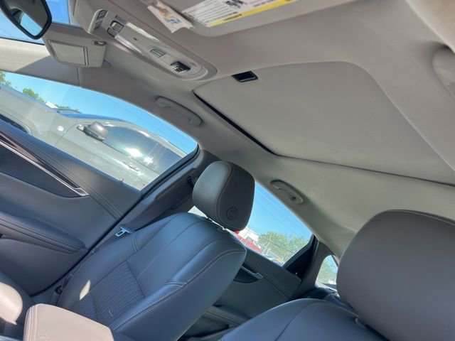Used 2016 Chevrolet Impala LT w/ Convenience Package FWD image 14