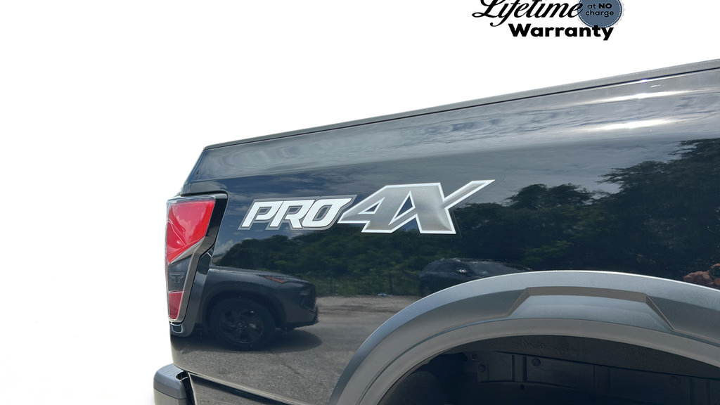 Used 2024 Nissan Titan PRO-4X w/ Pro-4x Convenience Package AWD/4WD image 34