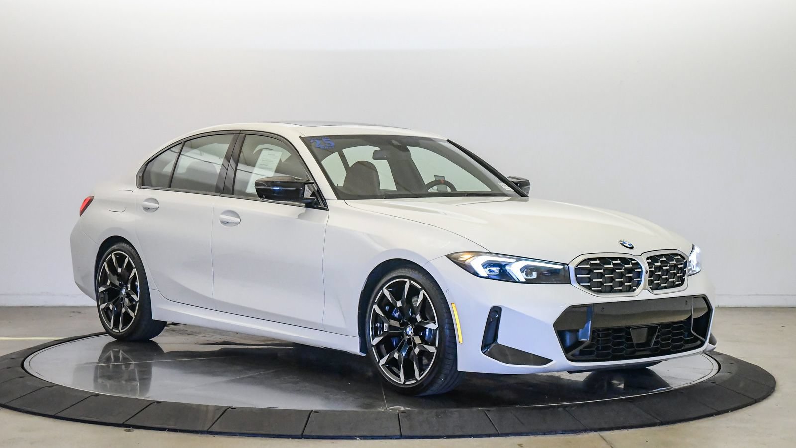 Used 2025 BMW M340i RWD image 6