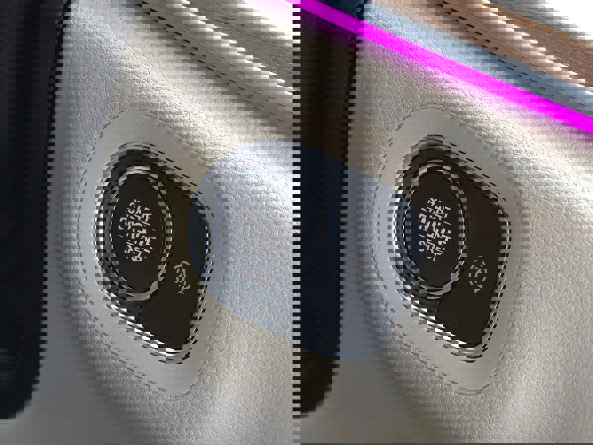 Used 2024 Mercedes-Benz GLE 350 4MATIC SUV image 62