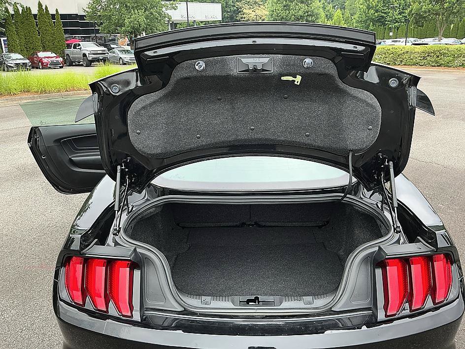 Used 2021 Ford Mustang GT Premium w/ Equipment Group 401A RWD image 21