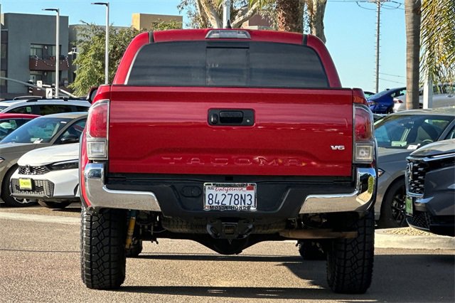 Used 2022 Toyota Tacoma TRD Off-Road image 6