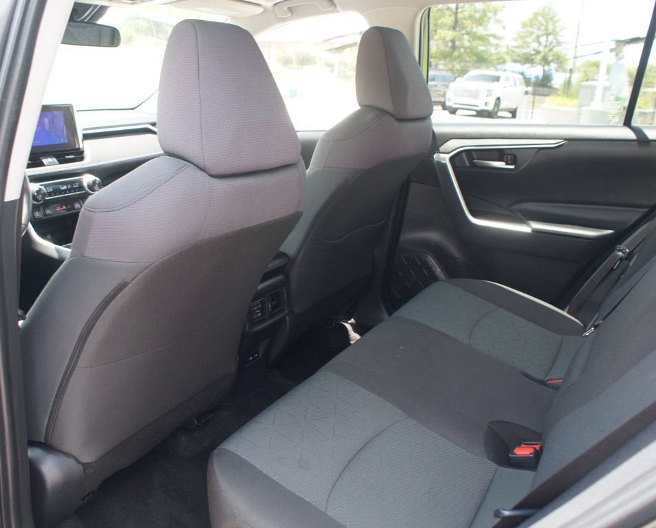 Used 2024 Toyota RAV4 XLE w/ Convenience Package AWD/4WD image 15