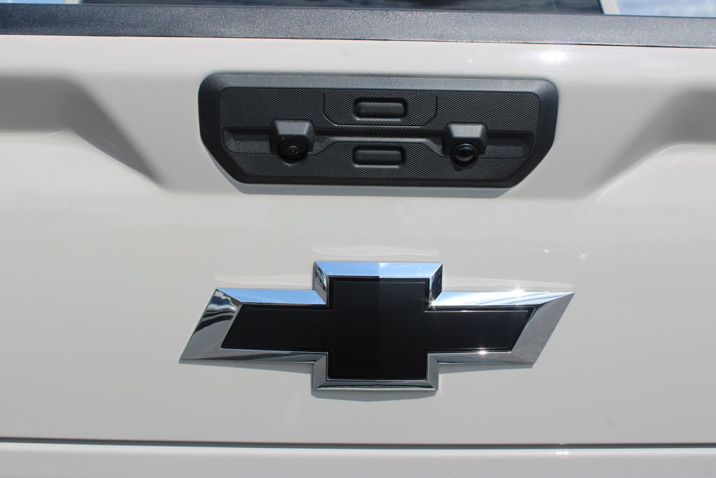 New 2026 Chevrolet Silverado 1500 Custom Trail Boss w/ LPO, Dark Essentials Package AWD/4WD image 19