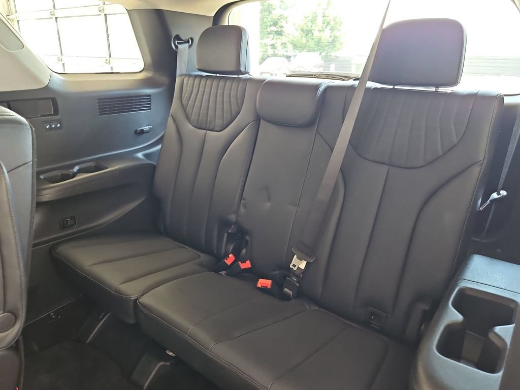 Used 2023 Hyundai Palisade Limited AWD/4WD image 33