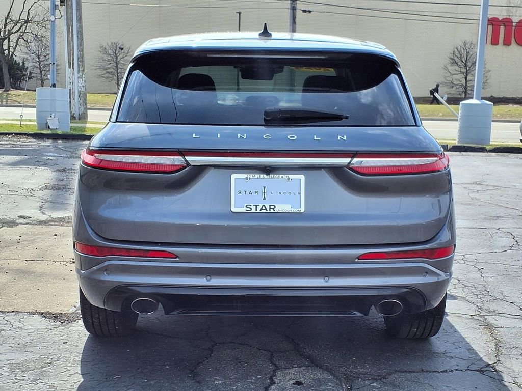 Used 2024 Lincoln Corsair Premiere w/ Equipment Group 101A image 6