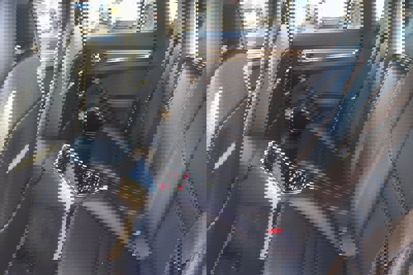 Used 2023 Porsche Panamera Platinum Edition image 16