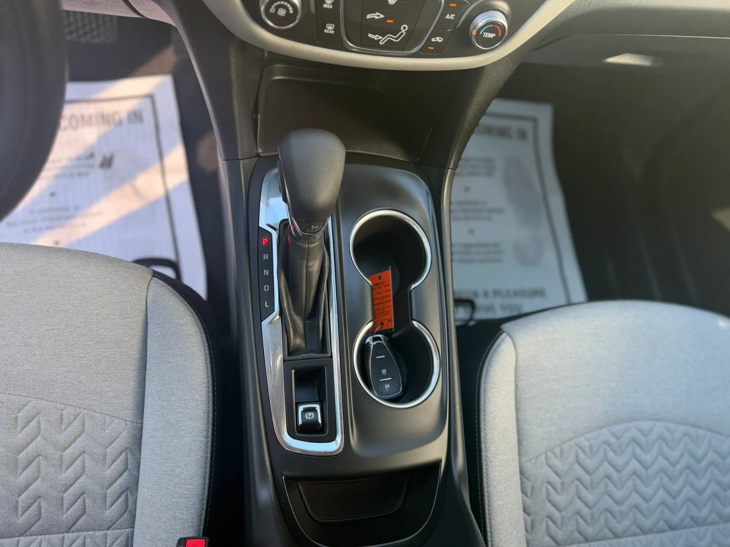 Used 2022 Chevrolet Equinox LS AWD/4WD image 16