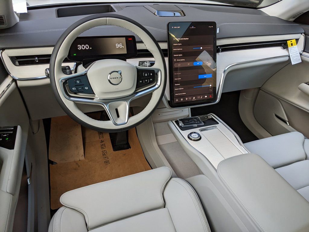 New 2025 Volvo EX90 Plus w/ Protection Package Premier image 12