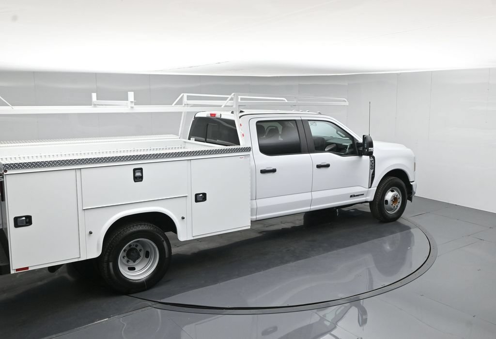 New 2026 Ford F350 XL w/ XL Chrome Package RWD image 45