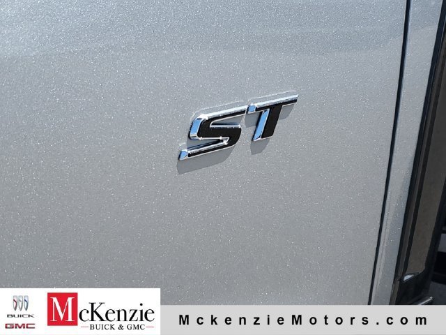 New 2027 Buick Enclave Sport Touring w/ Power Package FWD image 35
