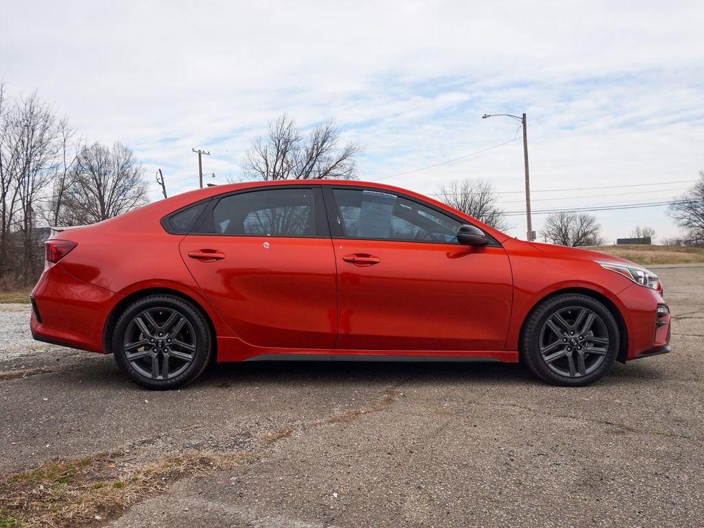 Used 2021 Kia Forte GT-Line w/ GT-Line Premium Package image 2