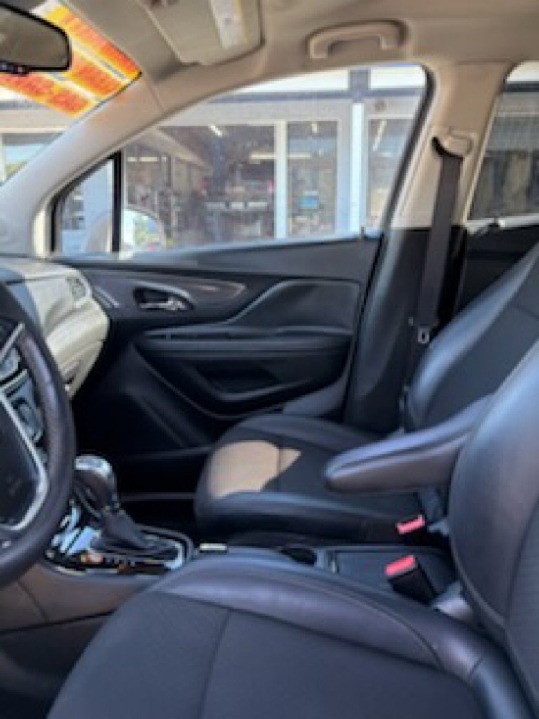 Used 2018 Buick Encore Preferred image 10