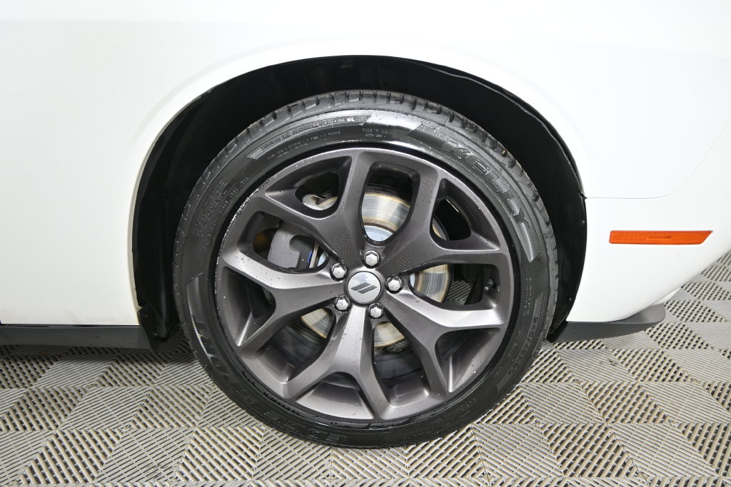 Used 2019 Dodge Challenger SXT w/ Plus Package RWD image 11