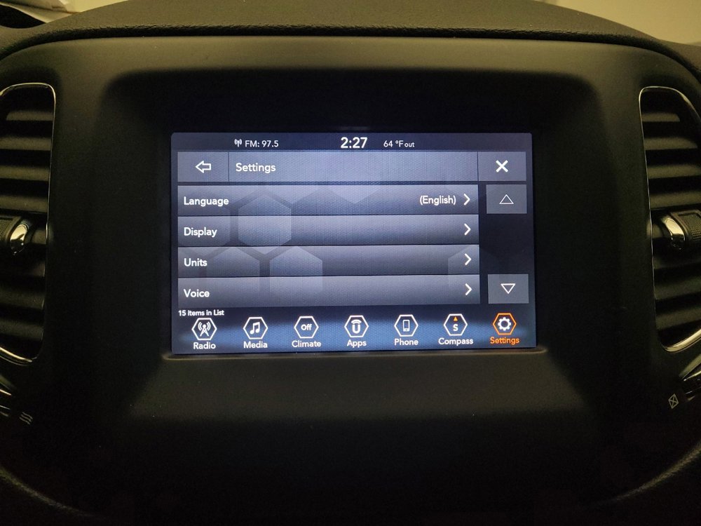 Used 2020 Jeep Compass Latitude image 25