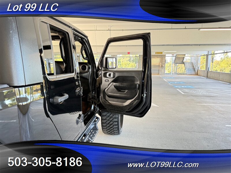 Used 2022 Jeep Gladiator Sport AWD/4WD image 40