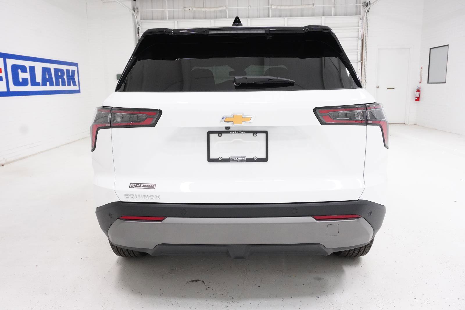 New 2026 Chevrolet Equinox LT image 6