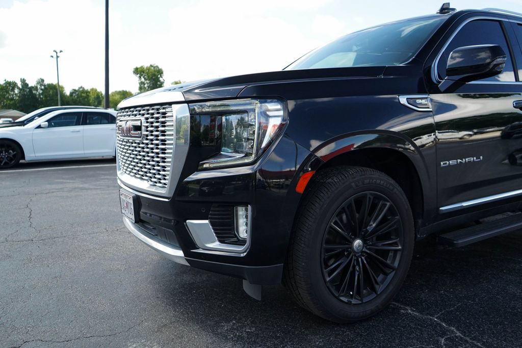 Used 2021 GMC Yukon XL Denali AWD/4WD image 17
