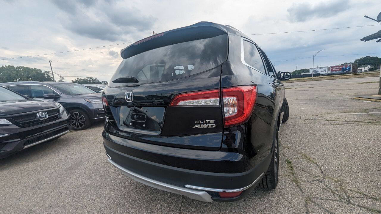 Used 2019 Honda Pilot Elite image 4